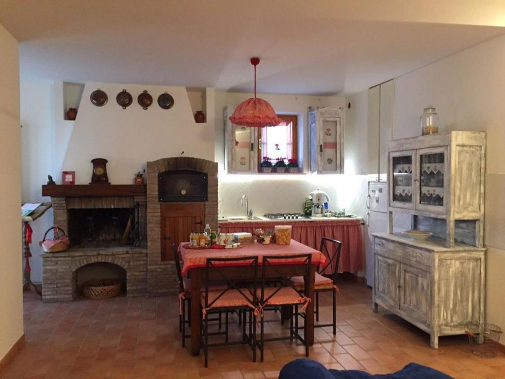 B&B Margherita Le Fiabe SantʼAgata Feltria Buitenkant foto